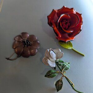 ot of Flowers Enamel Brooch Pin Vintage Orange White and Cooper Annodized